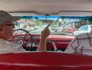 Person giving Squad Car Tour in Mount Airy aka Mayberry.